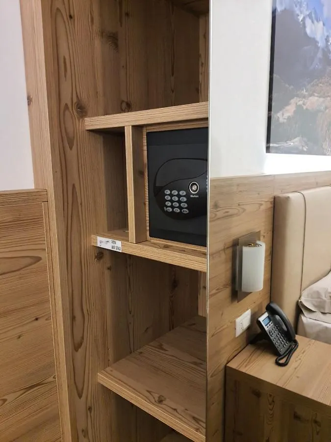 אדולו Touring Hotel & Spa