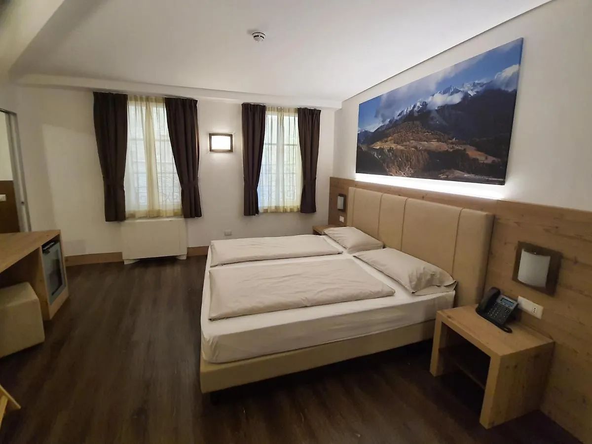 Touring Hotel & Spa Edolo