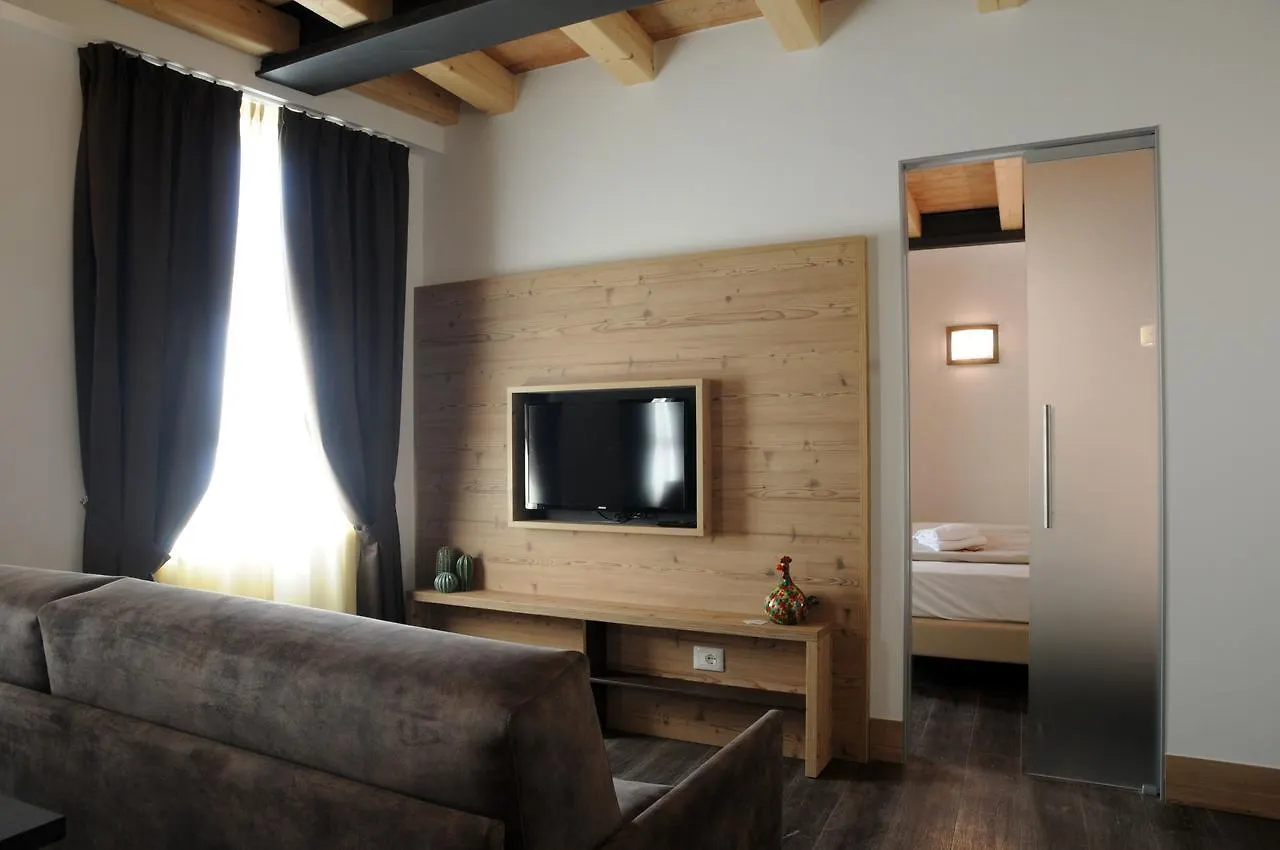 אדולו Touring Hotel & Spa 3*,  איטליה