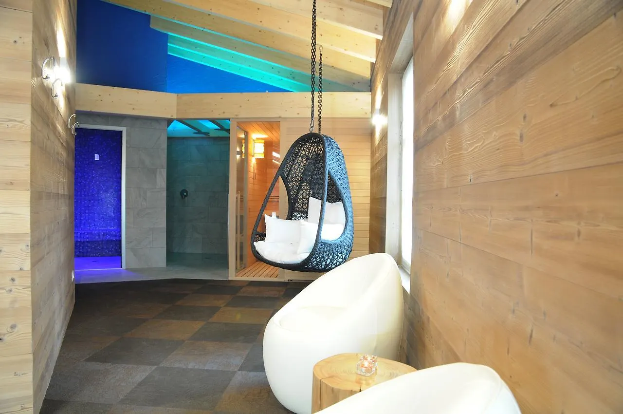 אדולו Touring Hotel & Spa