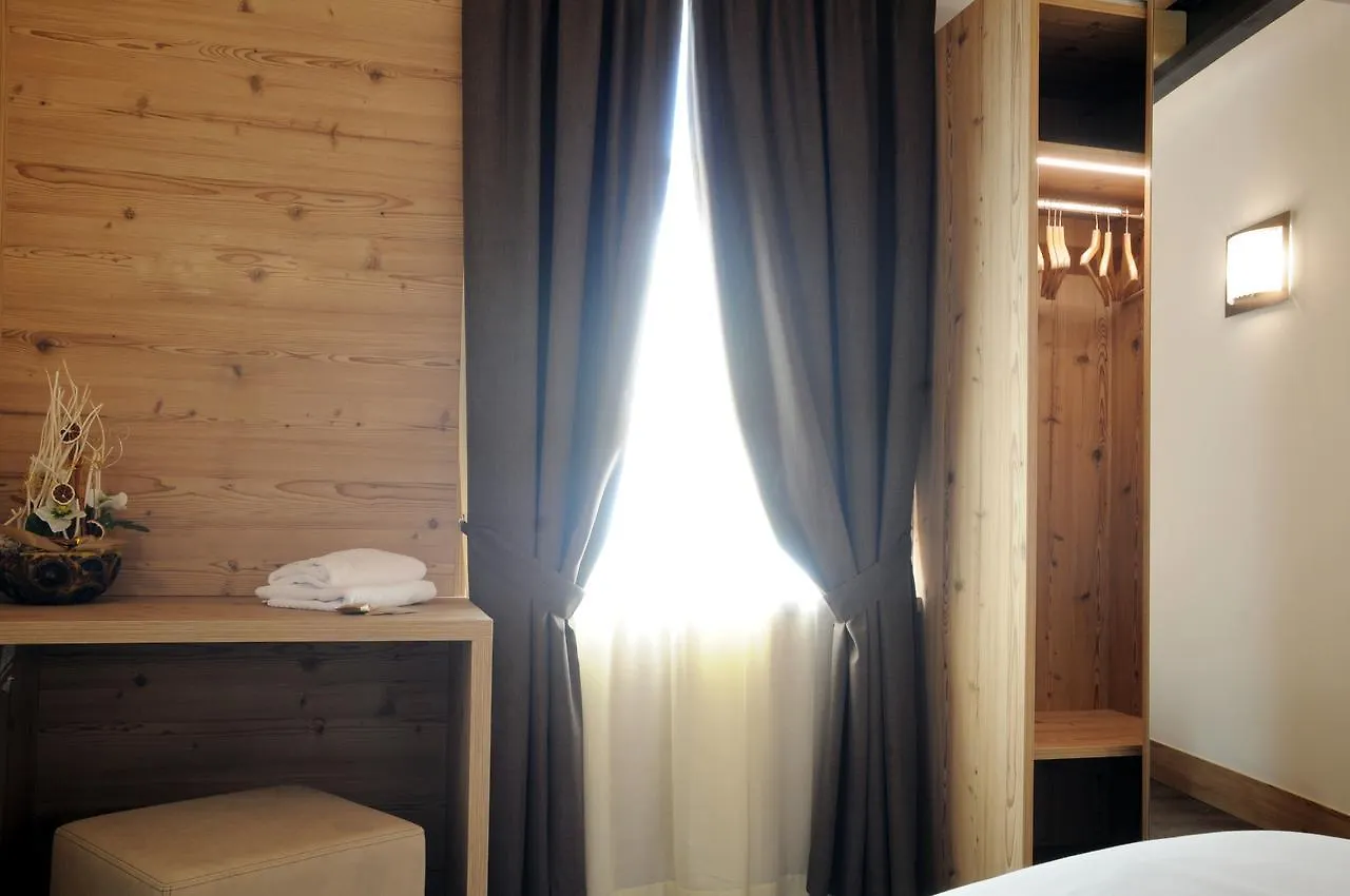 אדולו Touring Hotel & Spa